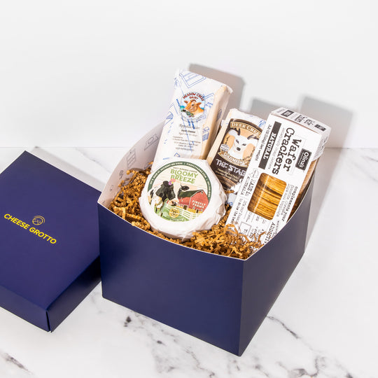 Artisan Cheese & Crackers Gift Package