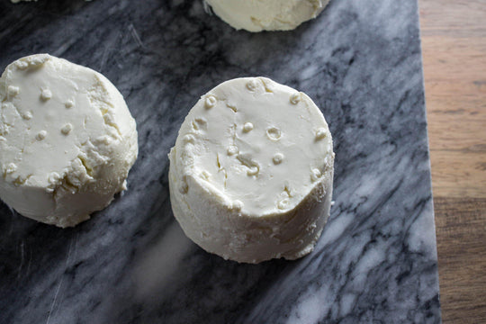 Video: Goat Cheese's Signature Flavor Profile-Cheese Grotto