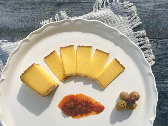 how to pre-cut and store cheese